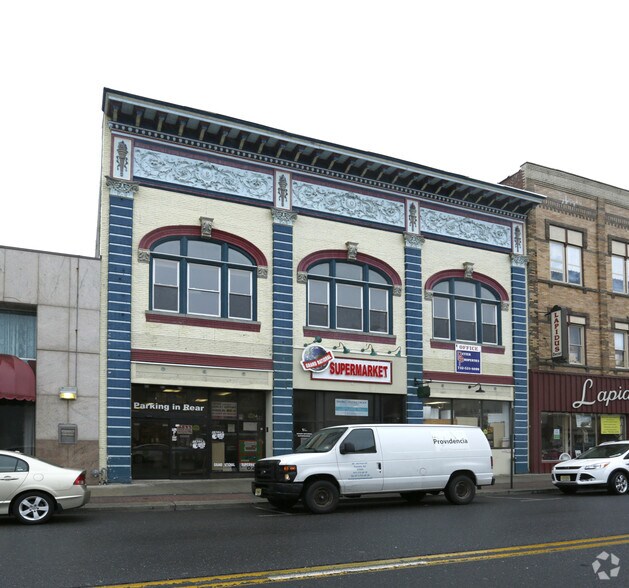 176 Broadway, Long Branch, NJ for sale - Primary Photo - Image 1 of 1