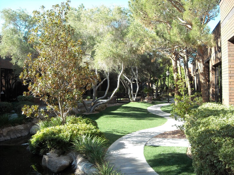 6600 W Charleston Blvd, Las Vegas, NV for lease - Building Photo - Image 2 of 9