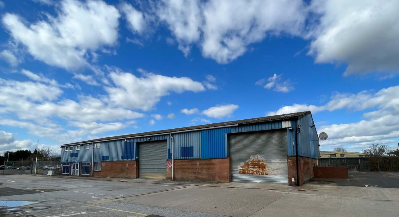 East Rd, Sleaford for lease Primary Photo- Image 1 of 2