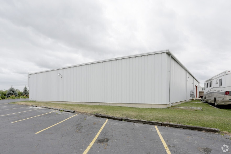 280 N Phelps Ave, Rockford, IL for lease - Building Photo - Image 3 of 5