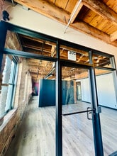 1525 W Homer St, Chicago, IL for lease Interior Photo- Image 2 of 6
