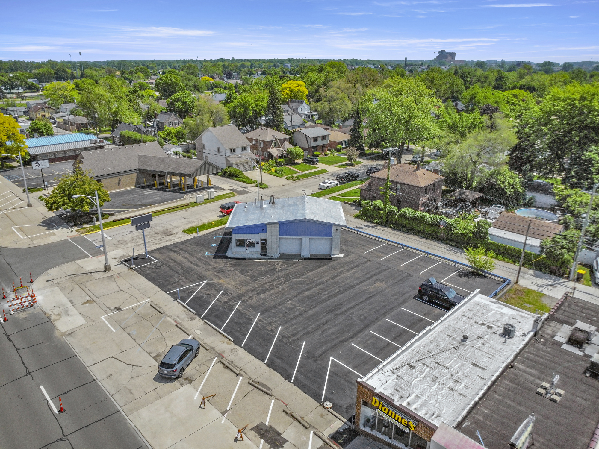 2225 West Rd, Trenton, MI for lease Building Photo- Image 1 of 20