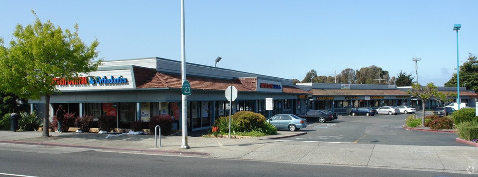 11299 San Pablo Ave, El Cerrito, CA for lease - Building Photo - Image 1 of 12