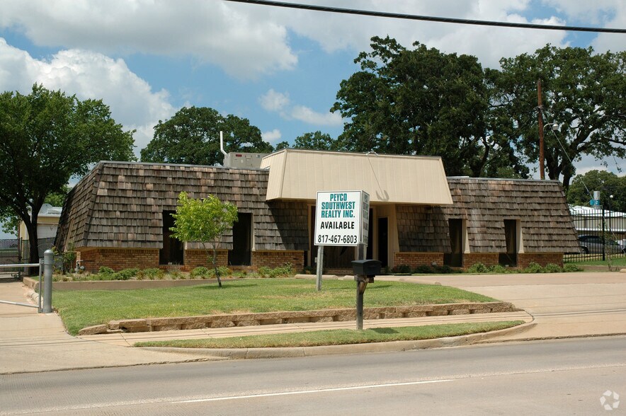 2003 W Arkansas Ln, Arlington, TX for sale - Primary Photo - Image 1 of 1