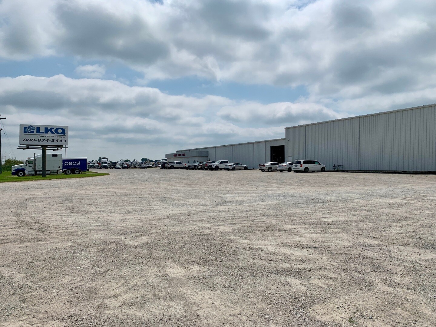 1489 E Walnut St, Watseka, IL for sale Primary Photo- Image 1 of 1