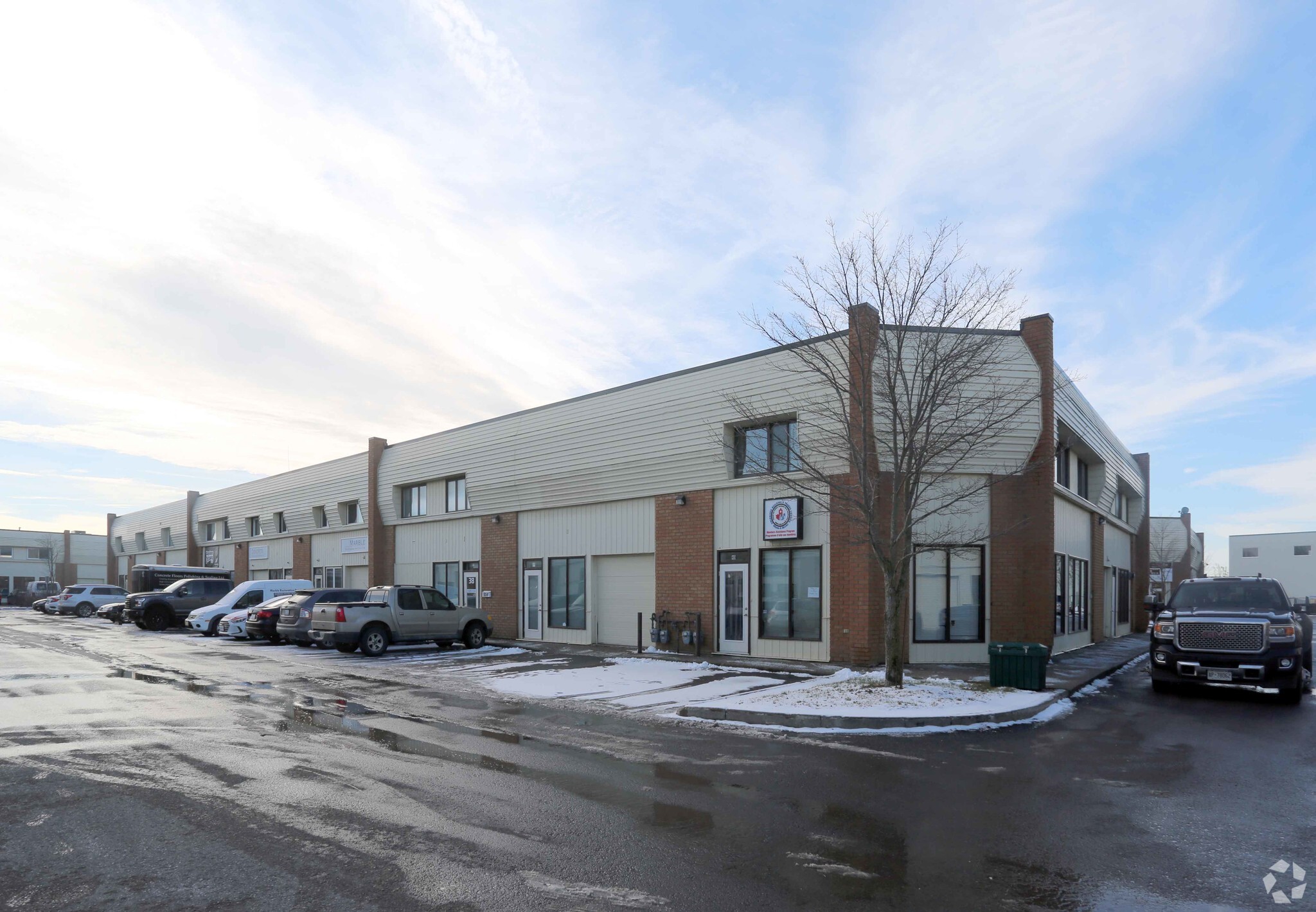 5470 Canotek Rd, Gloucester, ON for sale Primary Photo- Image 1 of 1