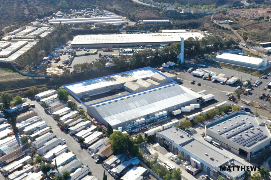 10605 Jamacha Blvd, Spring Valley, CA for lease - Building Photo - Image 1 of 4