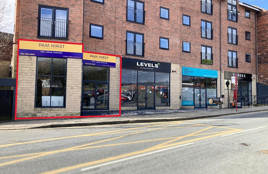 4 Queen’s House High St, Leeds for sale - Primary Photo - Image 1 of 1