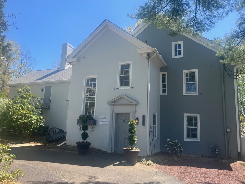 748 Bethlehem Pike, Ambler, PA for lease - Building Photo - Image 3 of 11