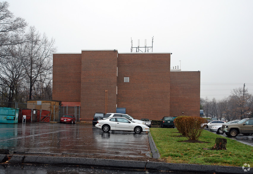 4920 Niagara Rd, College Park, MD for lease - Building Photo - Image 3 of 4