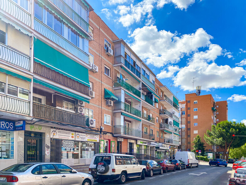 Multifamily in Móstoles, Madrid for sale - Primary Photo - Image 1 of 1