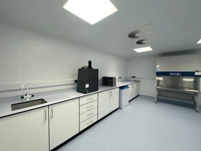 Concord Rd, London for lease Interior Photo- Image 2 of 22