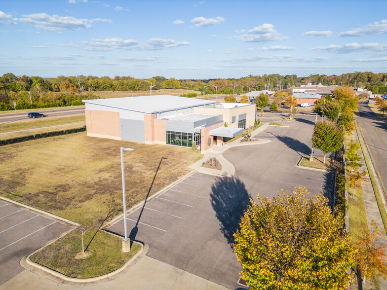 225 Tomlinson Dr, Starkville, MS for lease - Aerial - Image 2 of 49