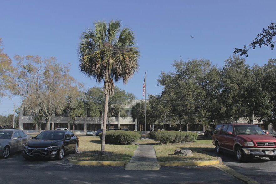 103 Century 21 Dr, Jacksonville, FL for lease - Building Photo - Image 3 of 23