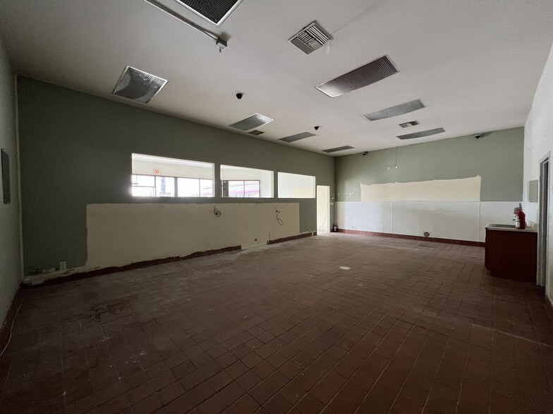 7625 Eastern Ave, Bell, CA for lease - Interior Photo - Image 3 of 12