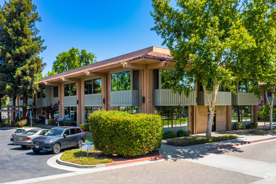 20380 Town Center Ln, Cupertino, CA for sale - Primary Photo - Image 1 of 1