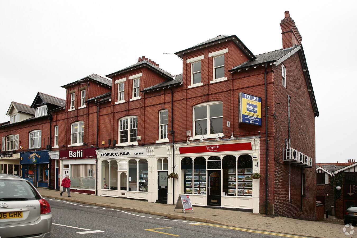 911 London Rd, Alderley Edge, CHS SK9 7JT