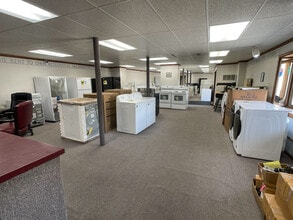 203 S 18th St, Lafayette, IN for sale Interior Photo- Image 1 of 4