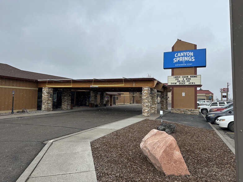 1357 Blue Lakes Blvd N, Twin Falls, ID for lease - Building Photo - Image 2 of 41