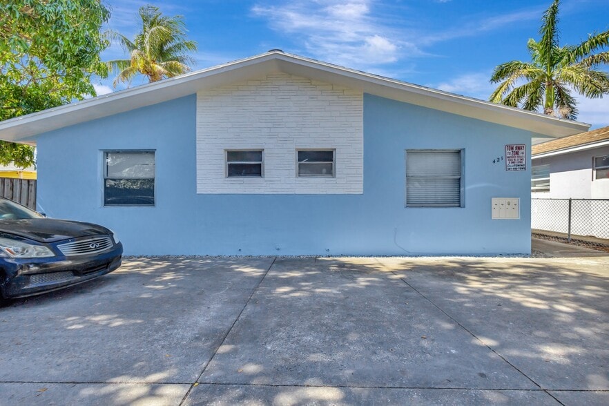 421 S J St, Lake Worth, FL for sale - Building Photo - Image 2 of 37