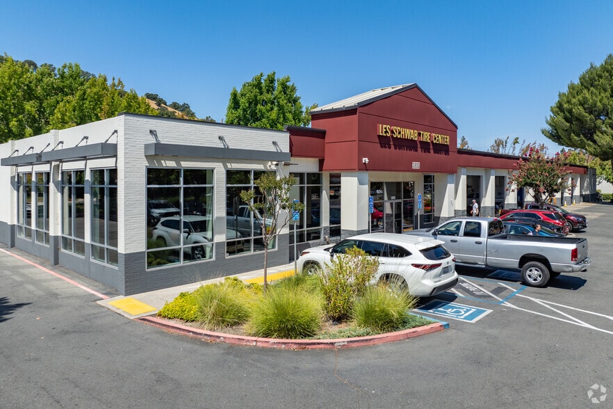 3800 Alhambra Ave, Martinez, CA for sale - Primary Photo - Image 1 of 4