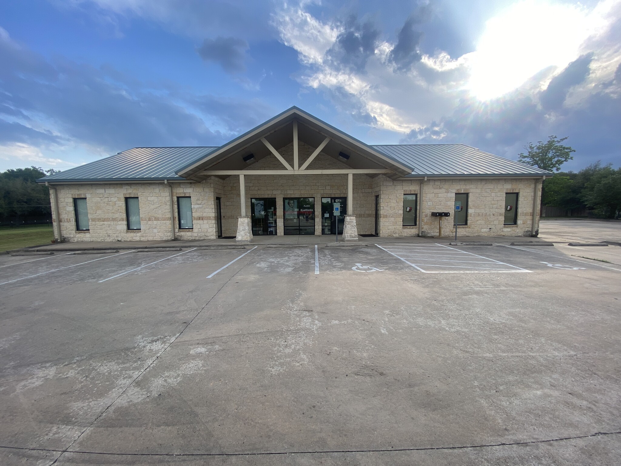 7225 W Highway 71, Austin, TX for sale Building Photo- Image 1 of 1