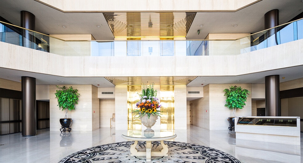 5260 N Palm Ave, Fresno, CA for lease - Building Photo - Image 3 of 3