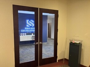 9400 Innovation Dr, Manassas, VA for lease Interior Photo- Image 2 of 16