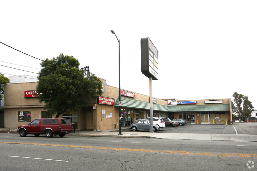 8124-8144 Sunland Blvd, Sun Valley, CA for lease - Building Photo - Image 1 of 8