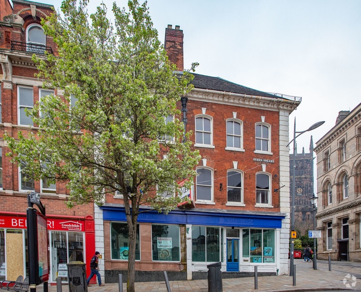 43 Queen Sq, Wolverhampton for lease - Building Photo - Image 2 of 4