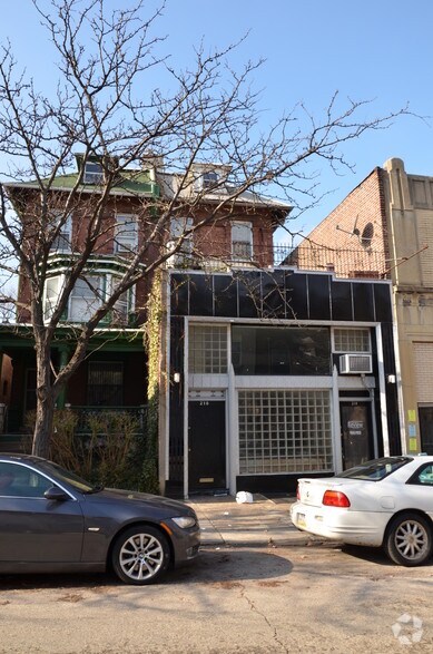 Spruce Hill Portfolio portfolio of 8 properties for sale on LoopNet.com - Primary Photo - Image 2 of 8