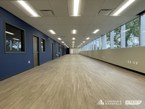 700 Liverpool Dr, Valley City, OH for sale Interior Photo- Image 2 of 6