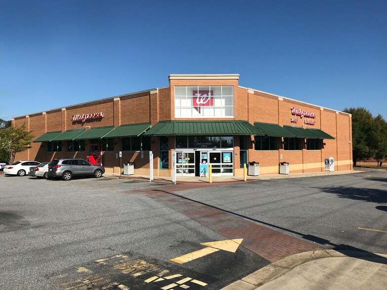 2915 N Center St, Hickory, NC for sale - Other - Image 1 of 1