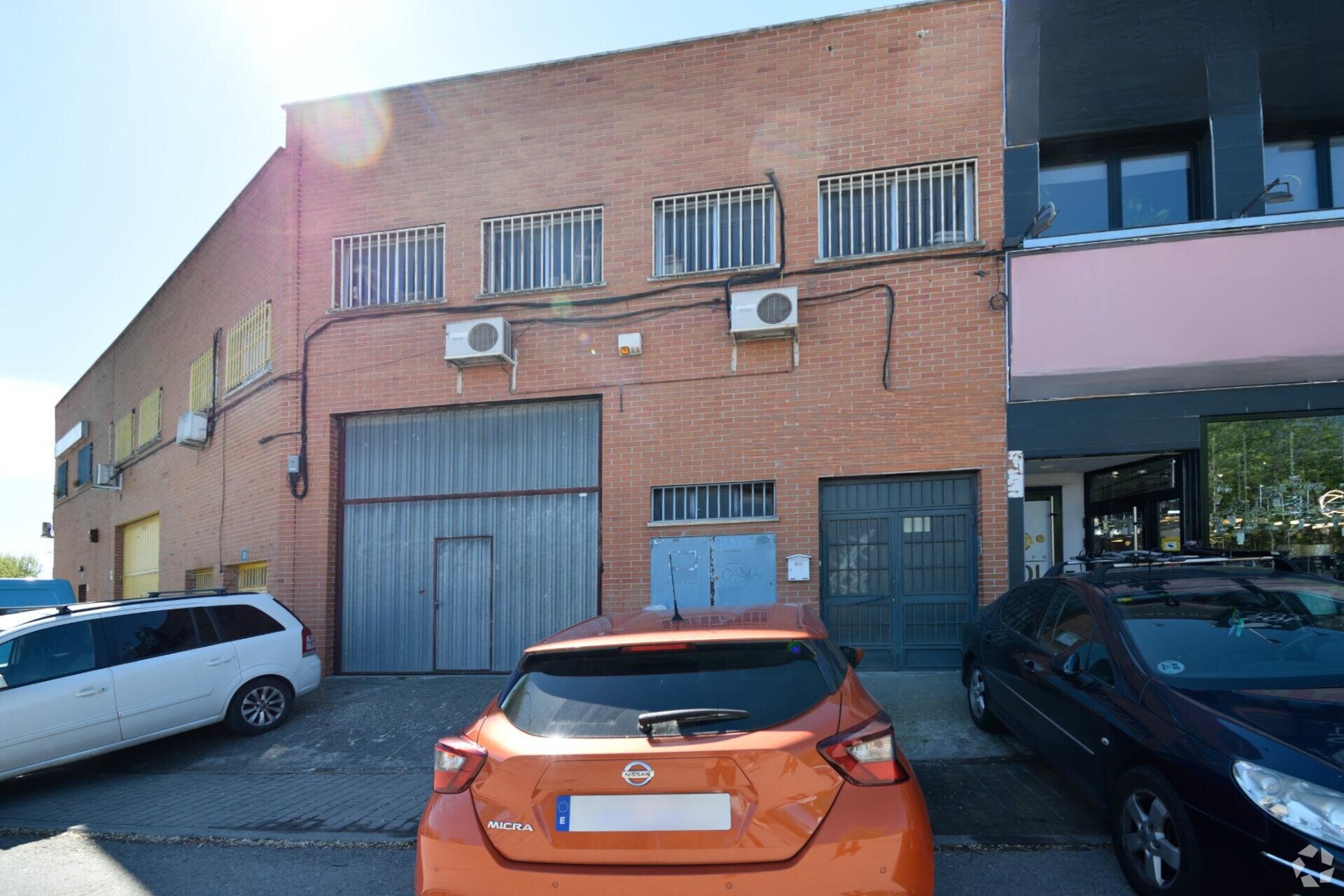 Industrial in San Fernando de Henares, Madrid for sale Primary Photo- Image 1 of 1