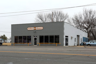 More details for 705 W Cherokee St, Wagoner, OK - Retail for Sale