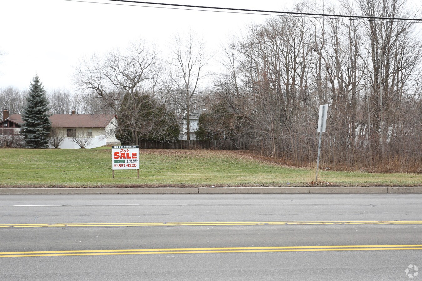 839 Long Pond Rd, Rochester, NY 14612