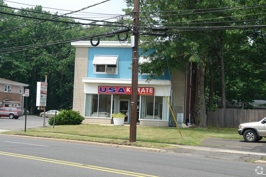 1120 Raritan Rd, Clark, NJ for lease - Building Photo - Image 3 of 4