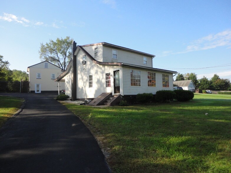 1031 W Nursery Rd, Linthicum, MD 21090