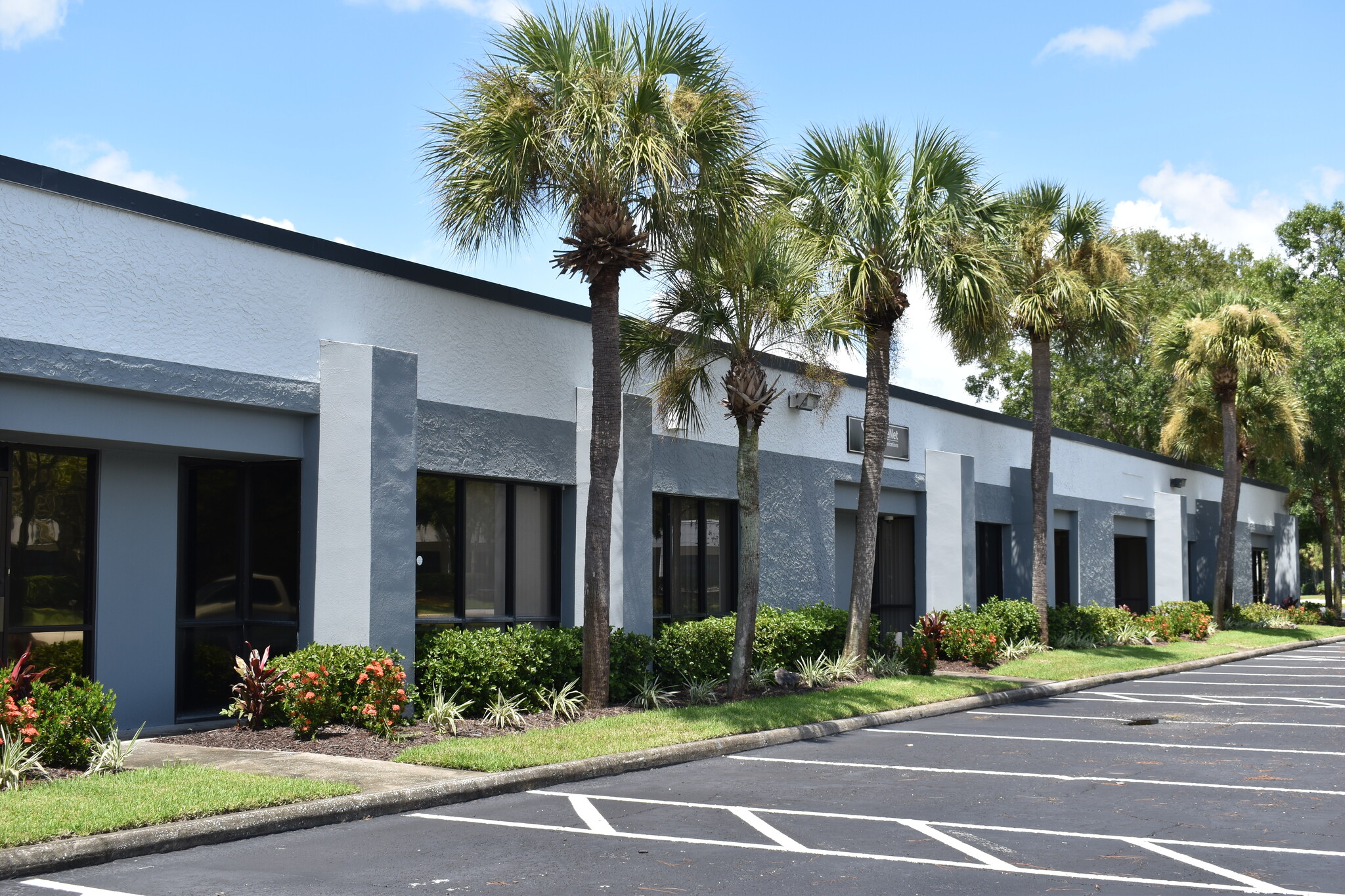 13300 McCormick Dr, Tampa, FL for lease Building Photo- Image 1 of 2