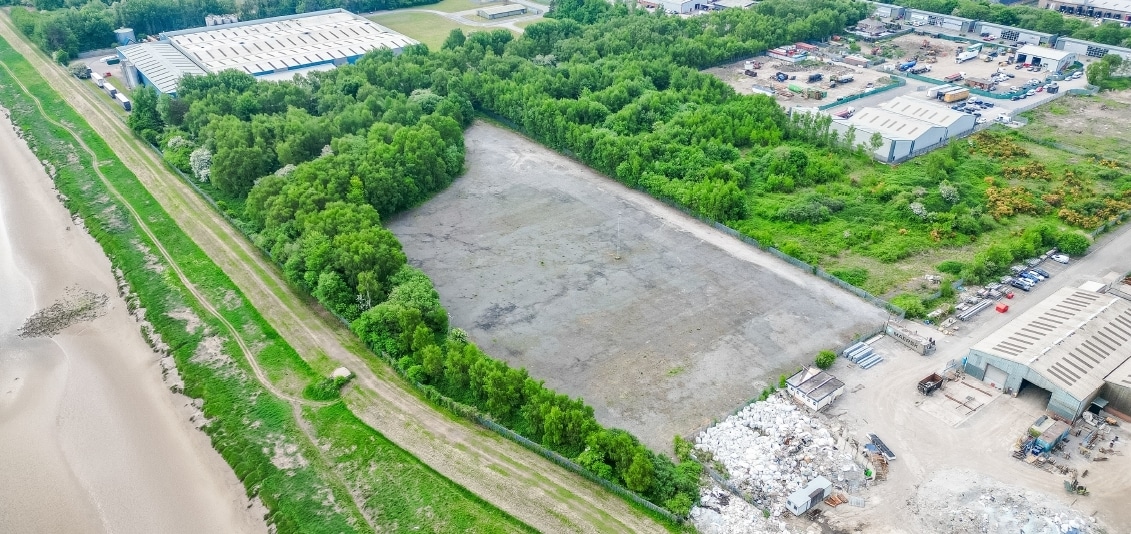 Factory Rd, Pentre for lease Primary Photo- Image 1 of 4