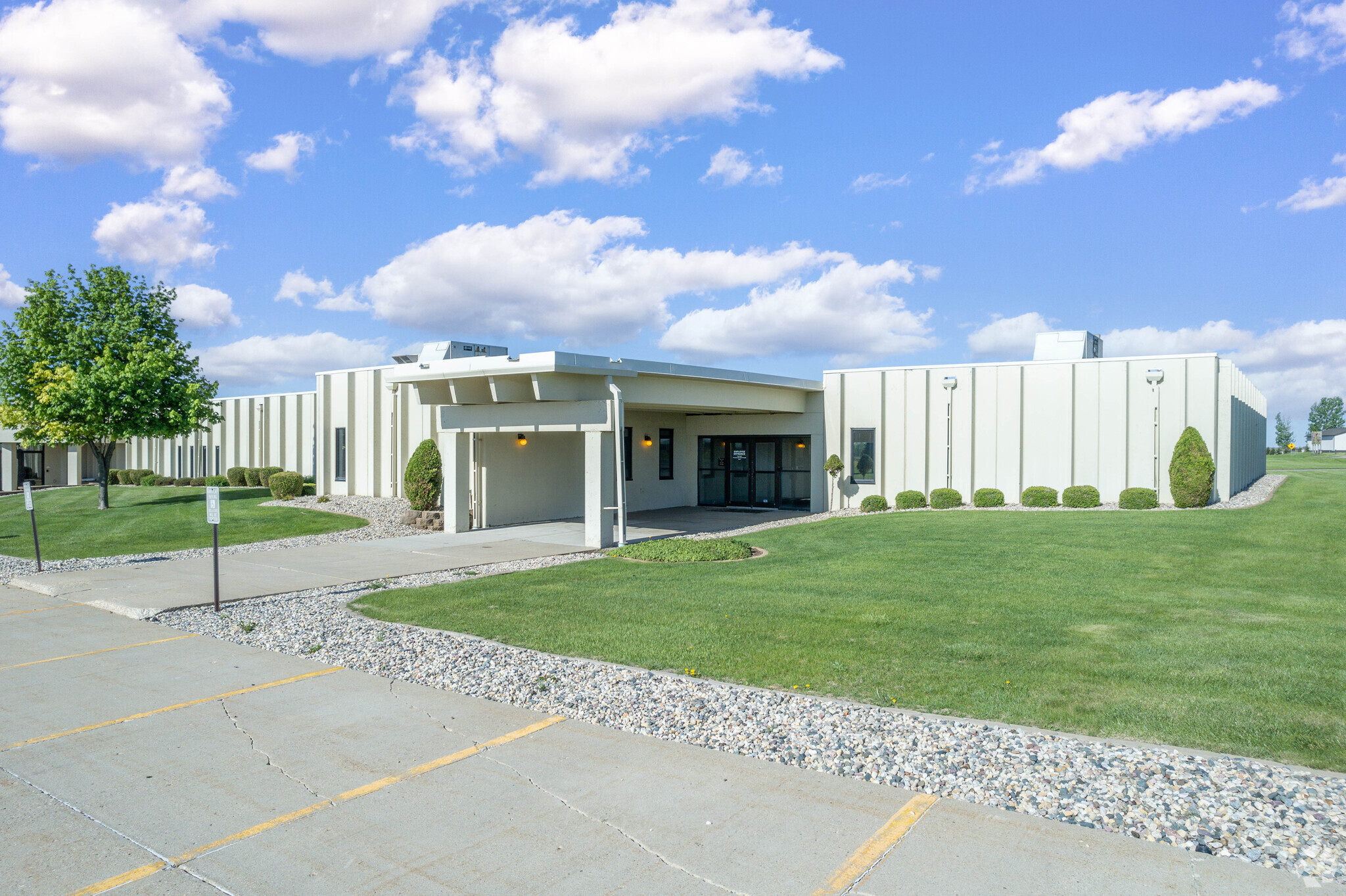 146 Industrial Park, Jackson, MN for lease Primary Photo- Image 1 of 25