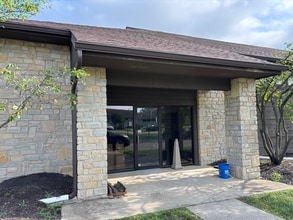 6246-6254 Corporate Center Dr, Dublin, OH for lease Interior Photo- Image 1 of 9