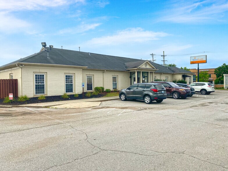 1017 Dupont, Louisville, KY for sale - Primary Photo - Image 1 of 1