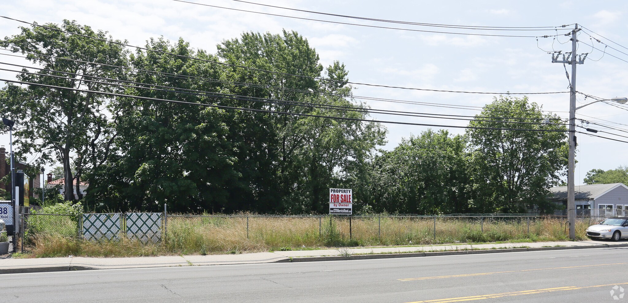 1370 W Merrick Rd, Lindenhurst, NY for sale Building Photo- Image 1 of 1