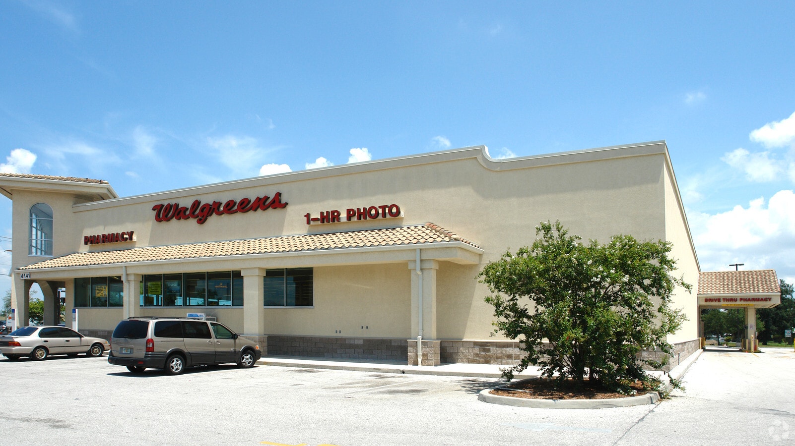 4141 W Hillsborough Ave, Tampa, FL 33614 Retail for Sale
