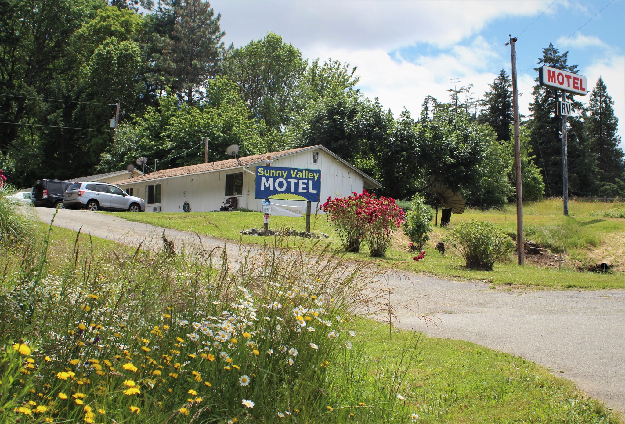 352 Sunny Valley Loop, Wolf Creek, OR for sale Building Photo- Image 1 of 1