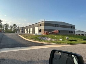 5897 Balsom Ridge Rd, Denver, NC for lease Interior Photo- Image 1 of 4