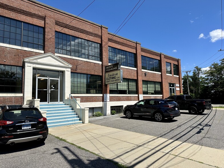 80 Coolidge Hill Rd, Watertown, MA for lease - Building Photo - Image 1 of 1