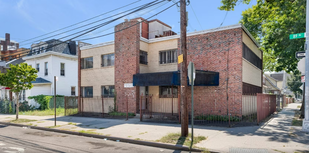 168-30 89th Ave, Jamaica, NY for sale - Building Photo - Image 1 of 1