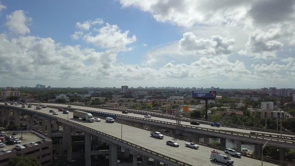205 SW 3rd St, Miami, FL for lease - Commercial Listing Video - Image 3 of 6